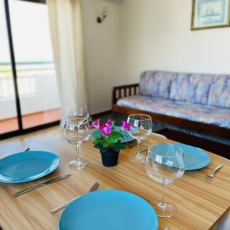 Casa Do Canto With Breakfast & Bar In Old Town Bed and Breakfast