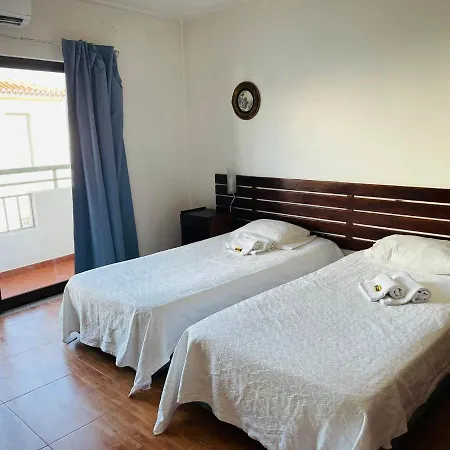 Bed and Breakfast Casa Do Canto With Breakfast & Bar In Old Town Αλμπουφέιρα