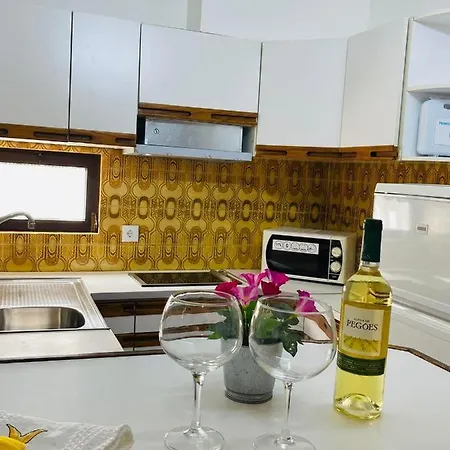 Alojamento de Acomodação e Pequeno-almoço Casa Do Canto 3*