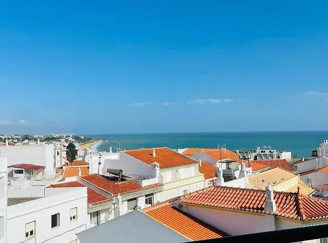 Casa Do Canto Oda ve Kahvaltı 3*